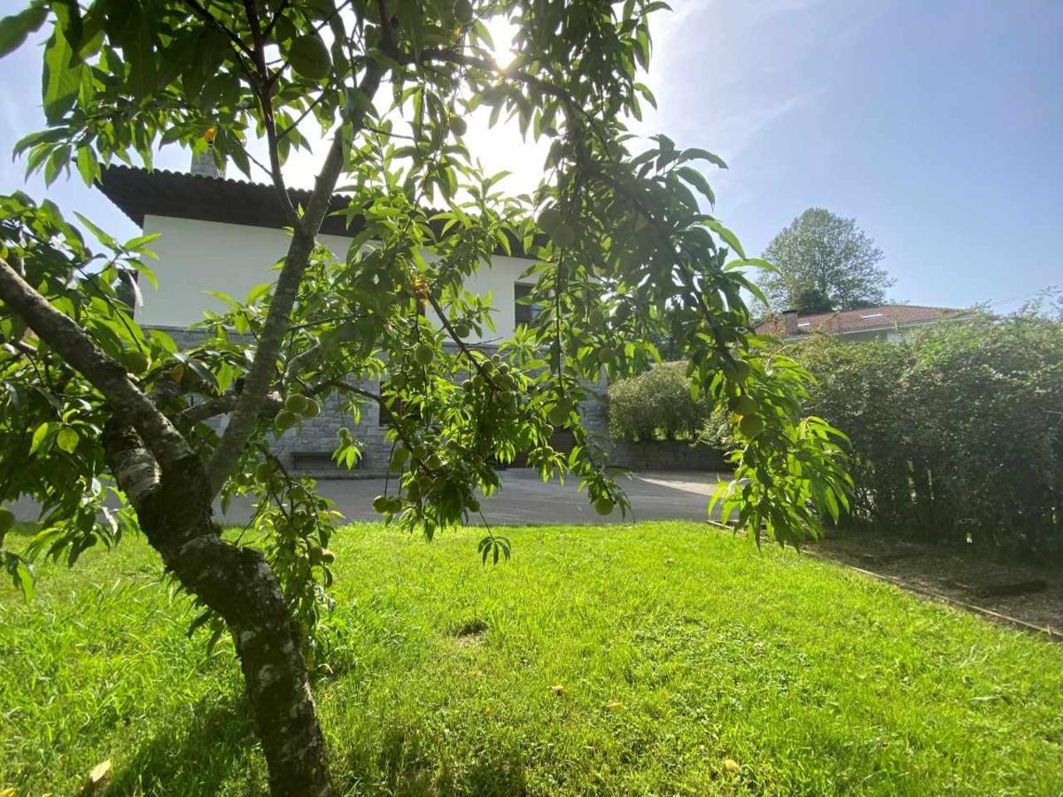 Casa de Los Carpinteros Arriondas Exterior foto